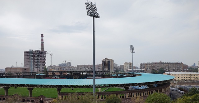 一次巨大突 一次巨大突